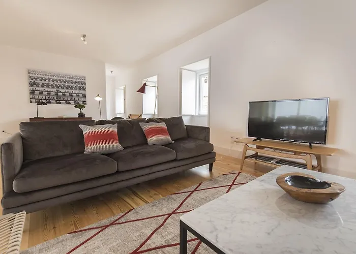 Lovelystay - Chic, Citrus - Private Garden Appartement