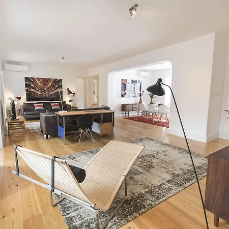 Apartamento Lovelystay - Chic, Citrus - Private Garden