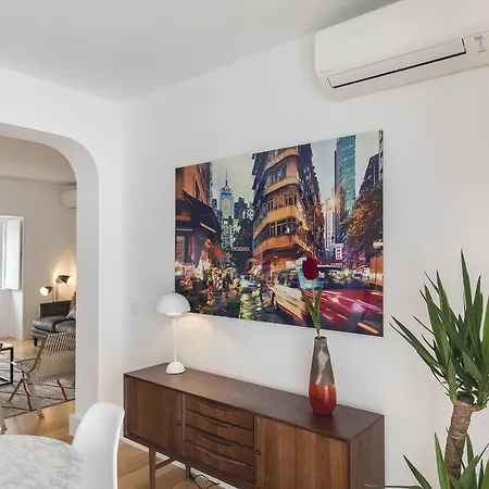 Lovelystay - Chic, Citrus - Private Garden * Lisbon