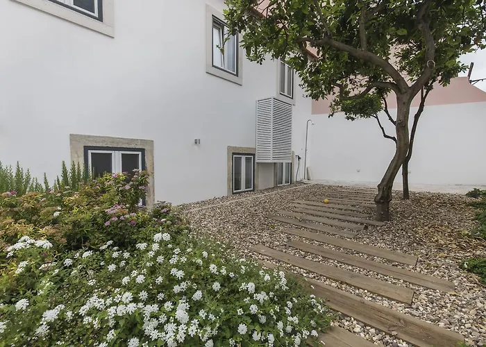 Apartamento Lovelystay - Chic, Citrus - Private Garden