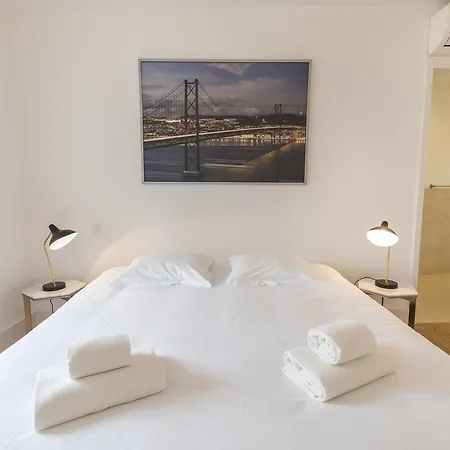 Lovelystay - Chic, Citrus - Private Garden * Lisboa